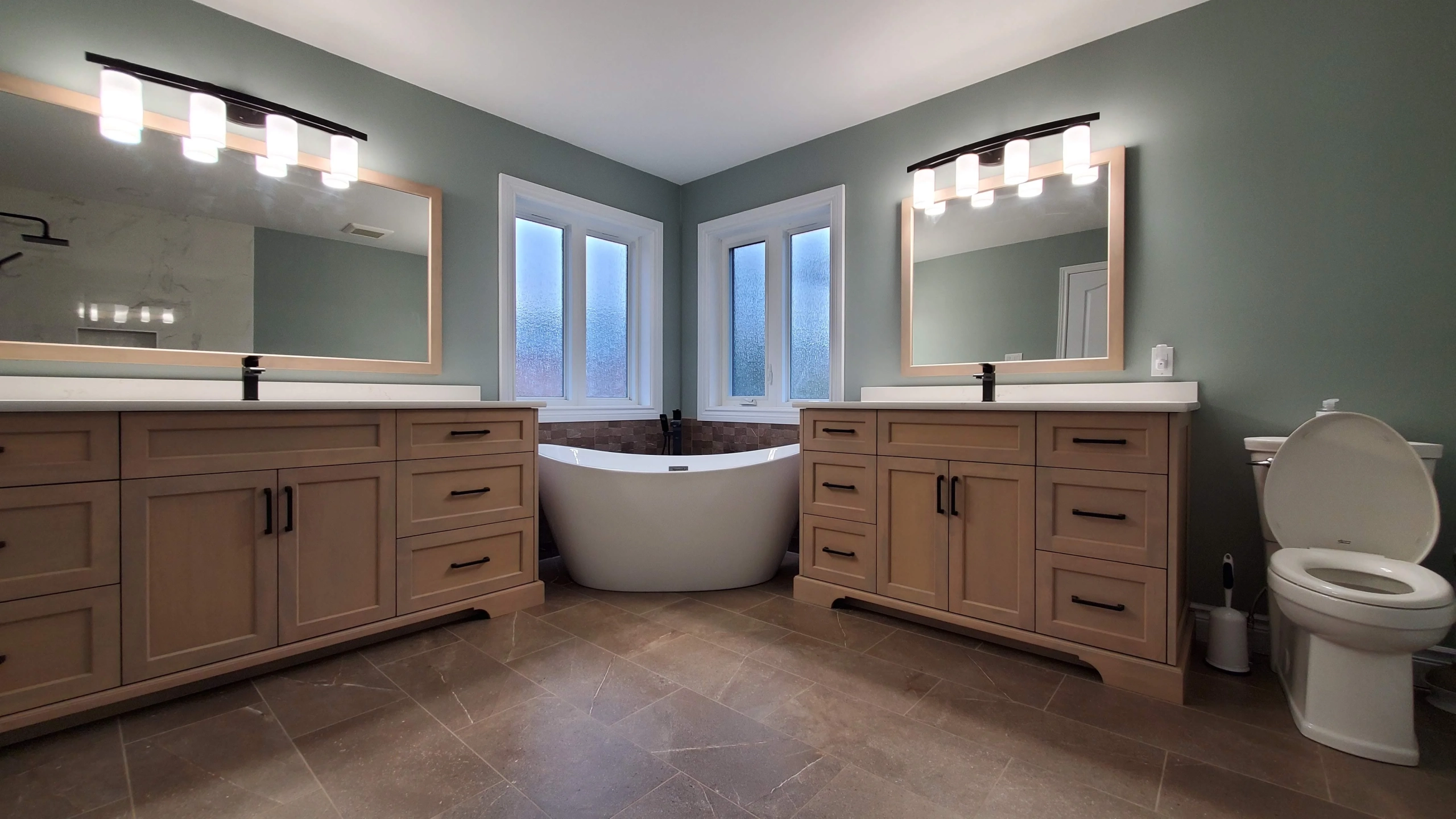 Ensuite Renovation with Custom Vanities in Waterloo and Kitchener